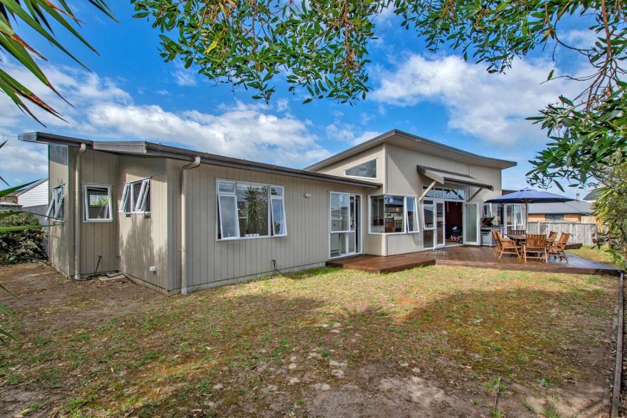 Restful Ruakaka - Ruakaka Holiday Home Eksteriør billede